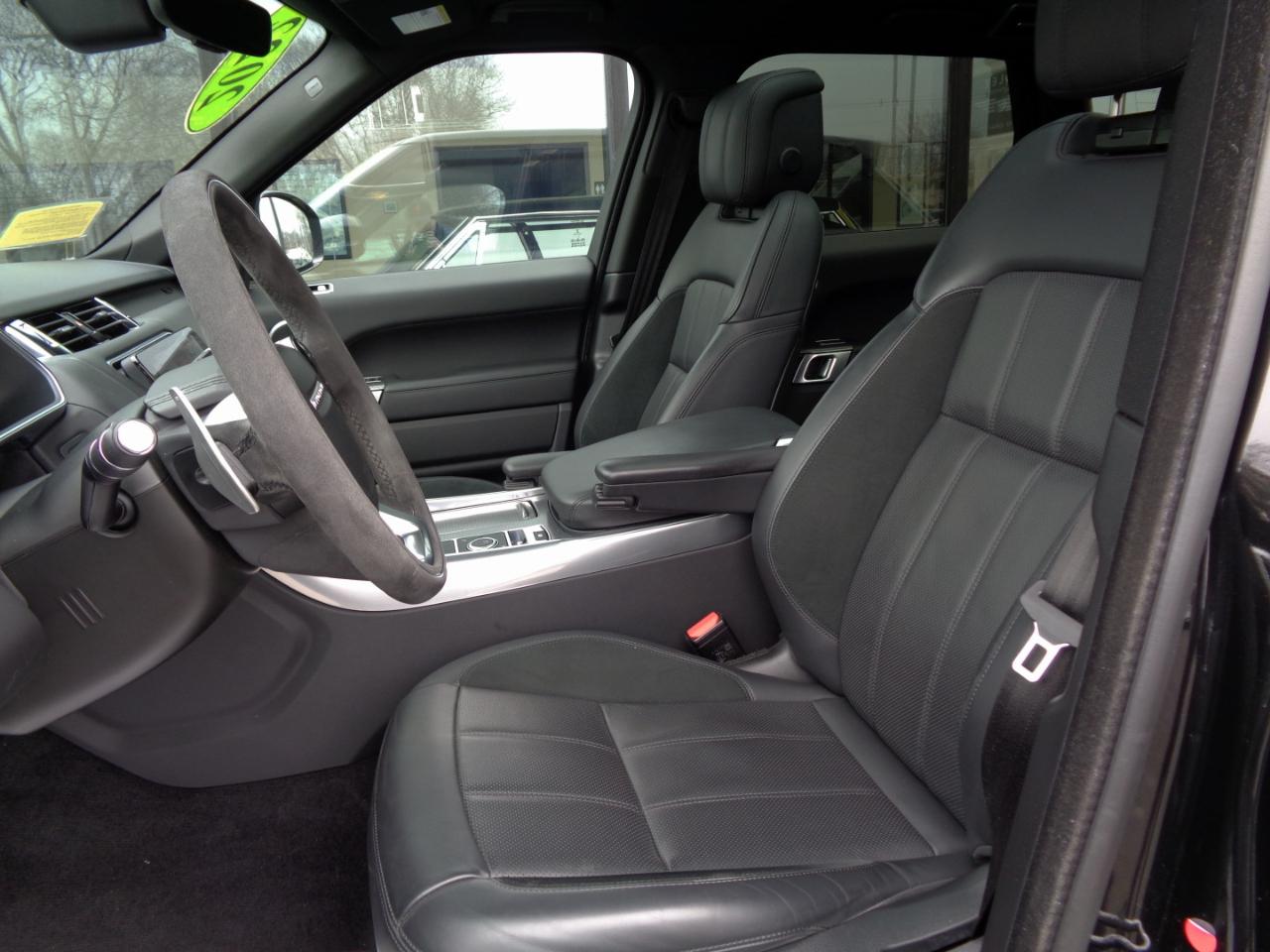 Land Rover Range Rover Sport Turbo i6 MHEV HST 2022