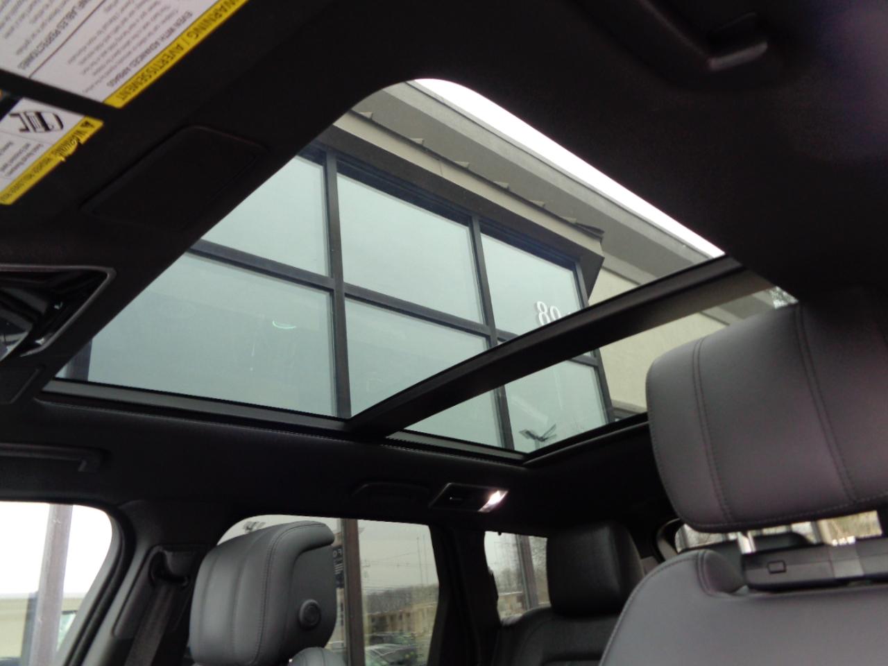 Land Rover Range Rover Sport Turbo i6 MHEV HST 2022