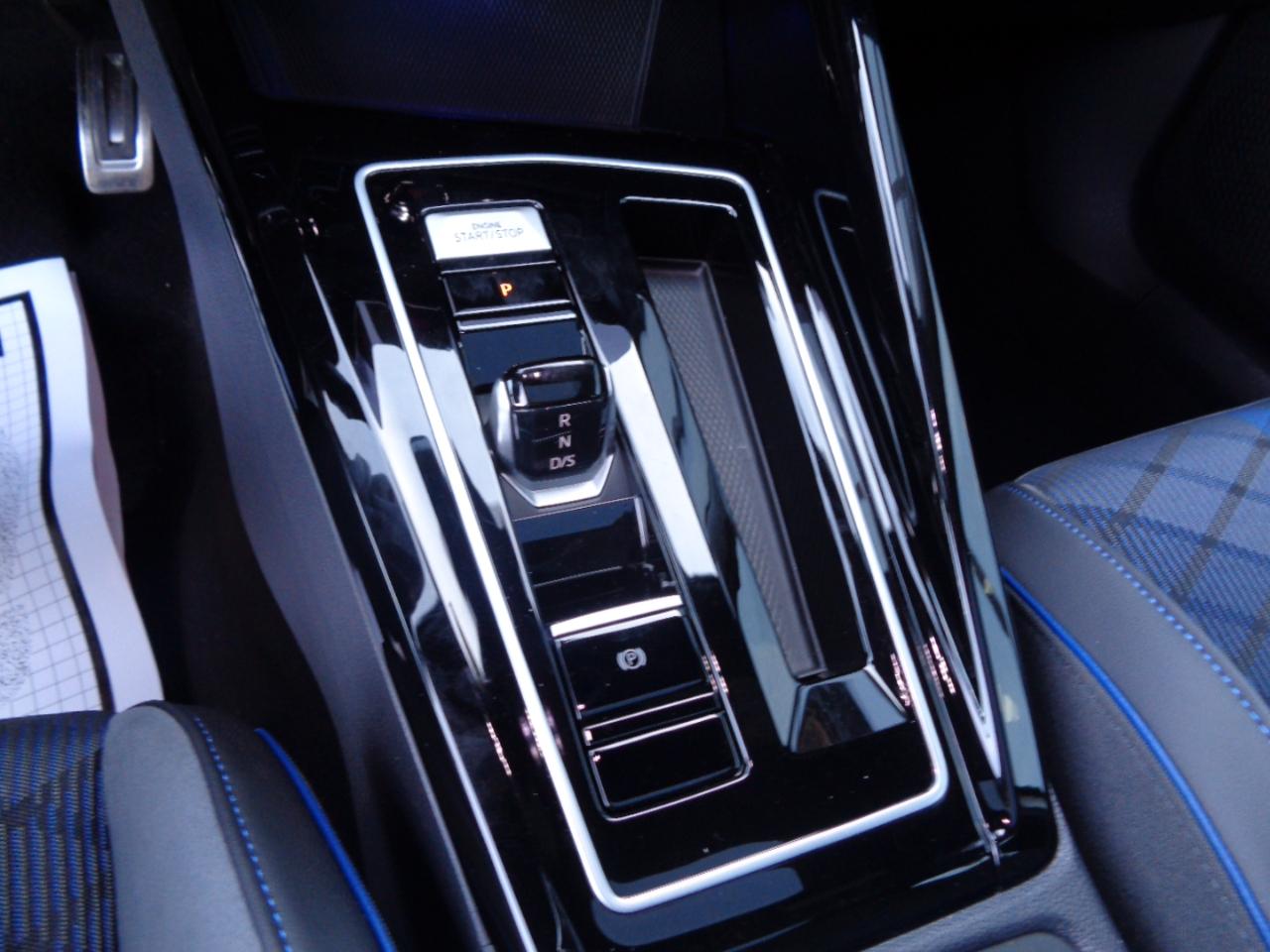 Volkswagen Golf R Black Edition DSG 2025