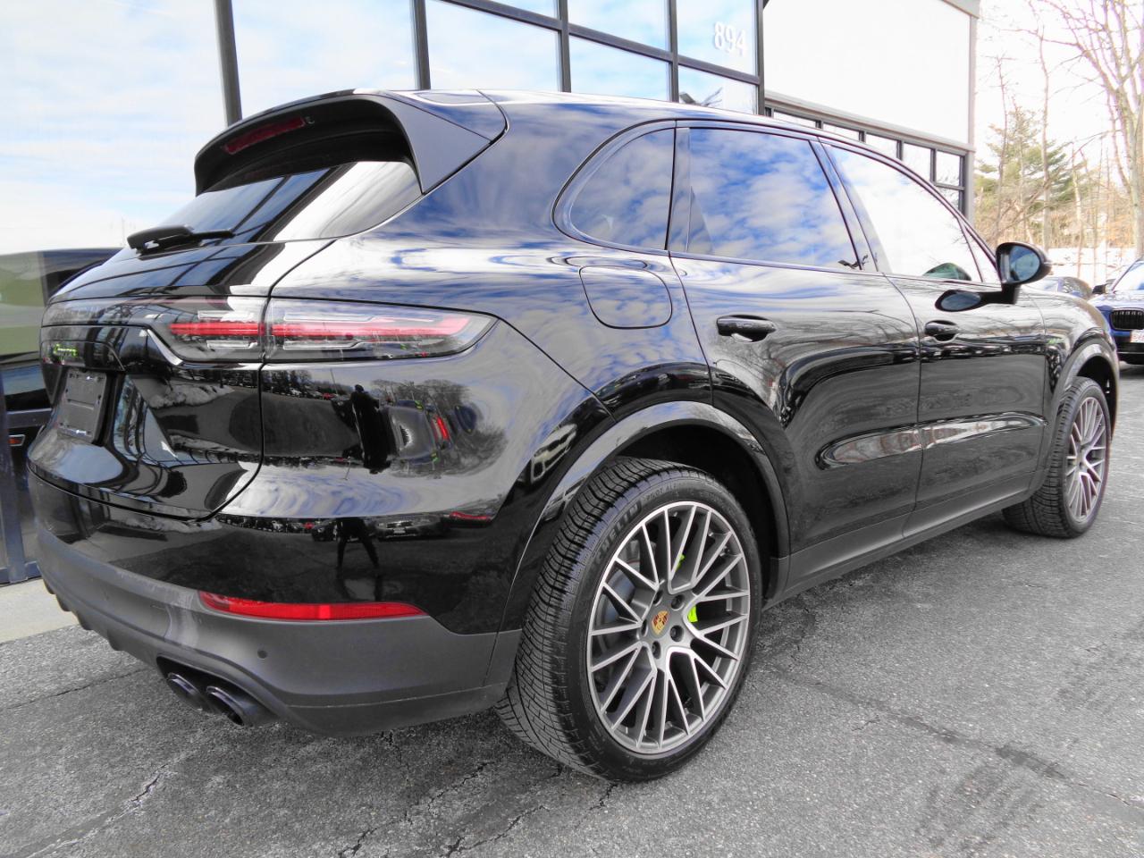 Porsche Cayenne Platinum Edition E-Hybrid AWD 2022