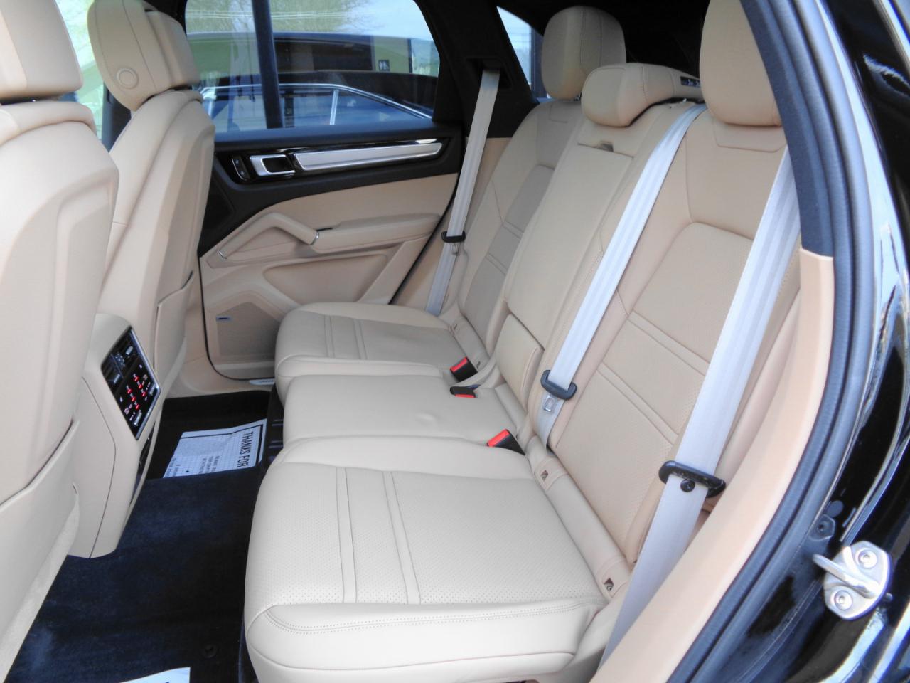 Porsche Cayenne Platinum Edition E-Hybrid AWD 2022