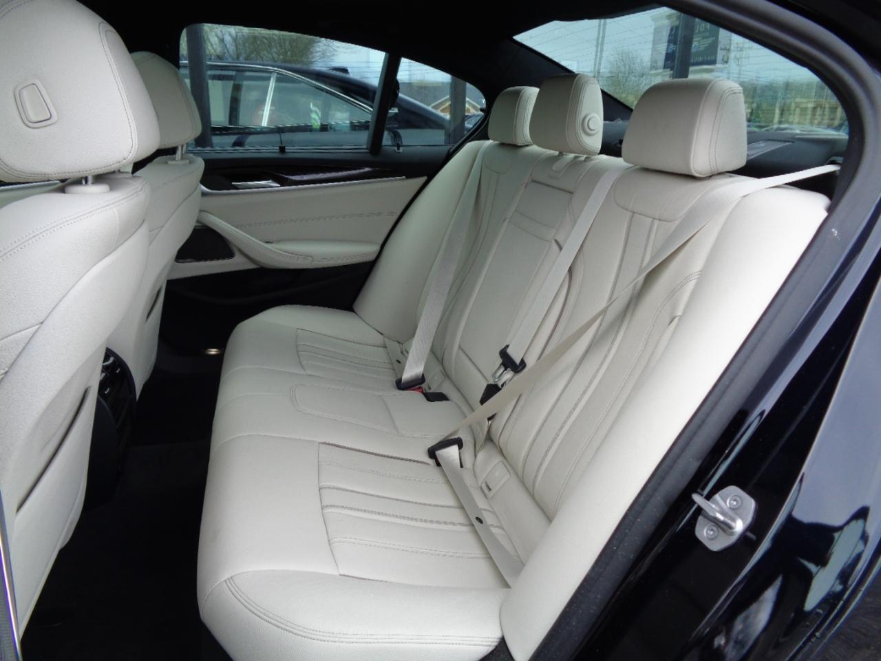 BMW 5 Series 540i xDrive Sedan 2022