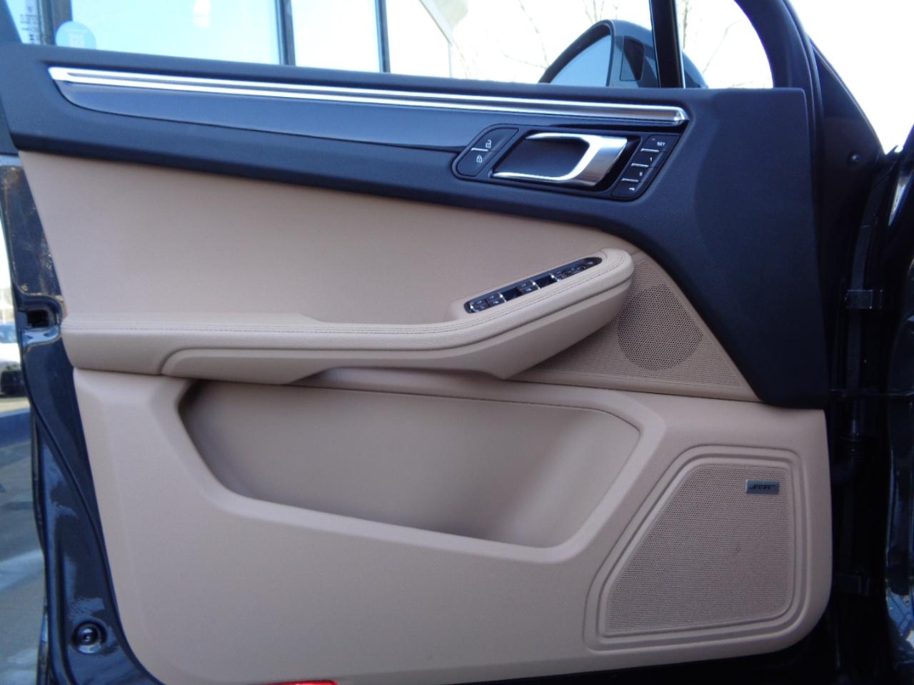 Porsche Macan AWD 2025