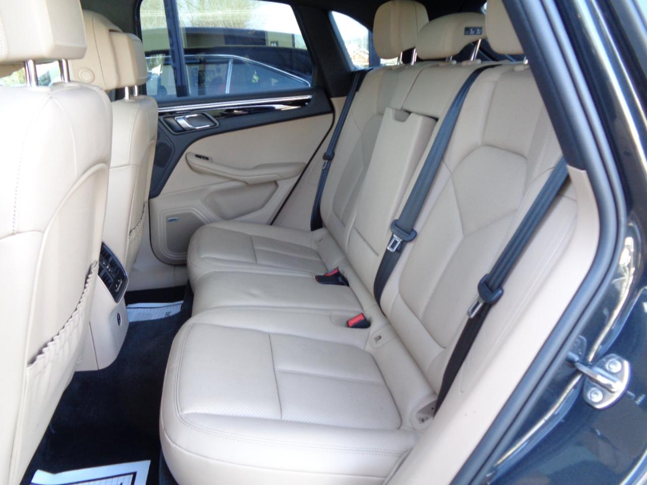 Porsche Macan AWD 2025