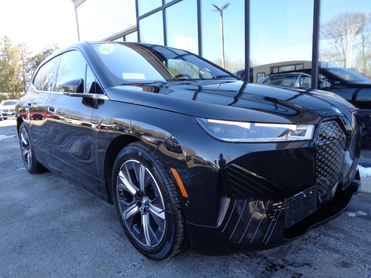 BMW iX M60 Sports Activity Vehicle 2023