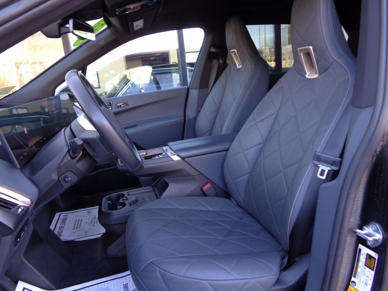 BMW iX M60 Sports Activity Vehicle 2023