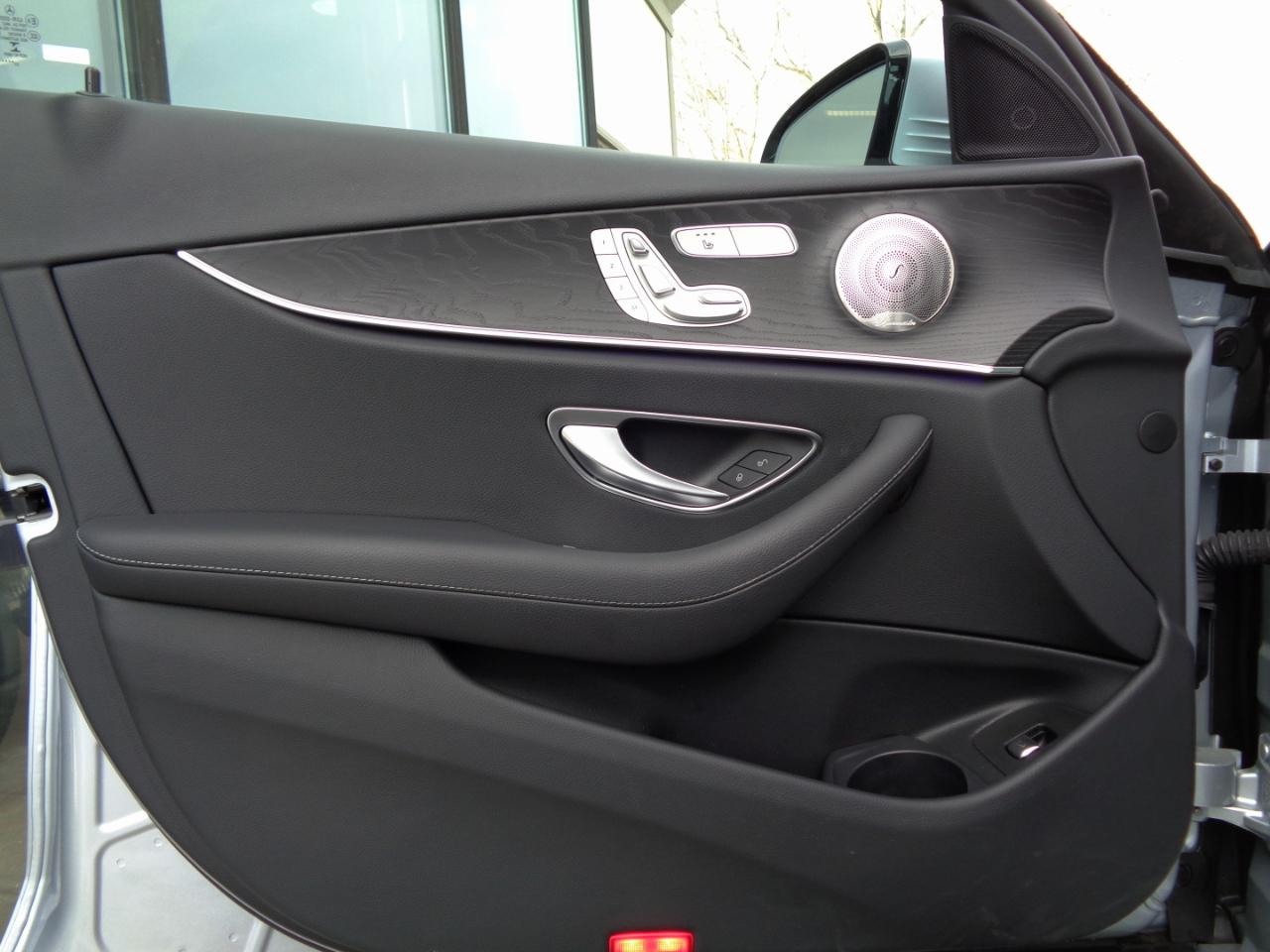 Mercedes-Benz E-Class E 350 4MATIC Sedan 2023