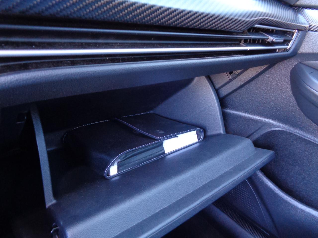 Volkswagen Golf R 2.0T Manual 2024