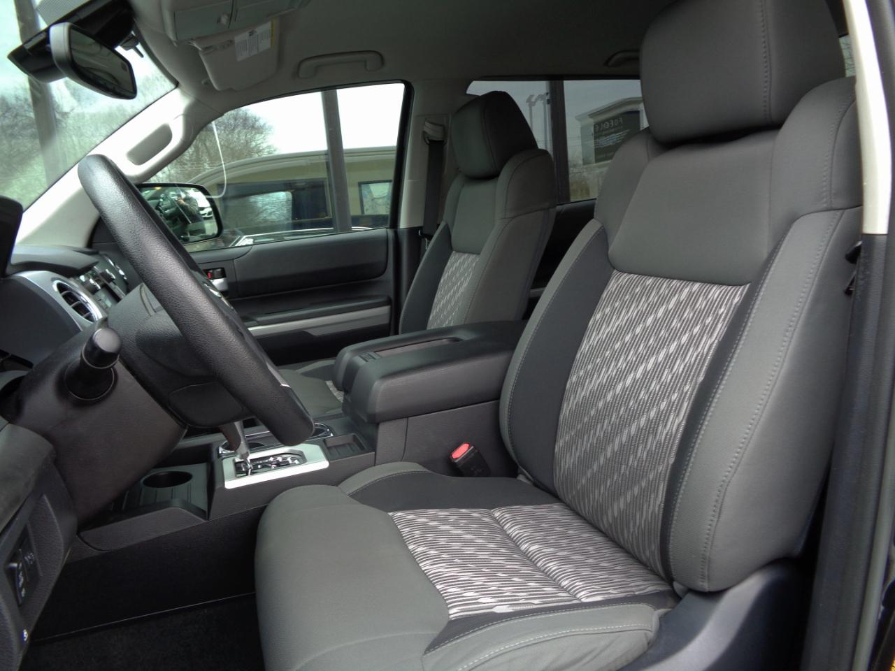 Toyota Tundra 4WD SR5 CrewMax 5.5' Bed 5.7L (Natl) 2018