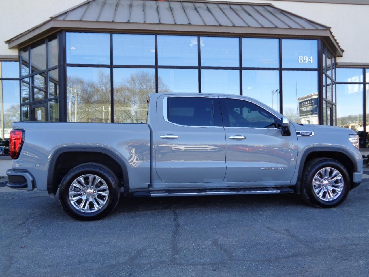 GMC Sierra 1500 4WD Crew Cab 147" Denali 2024
