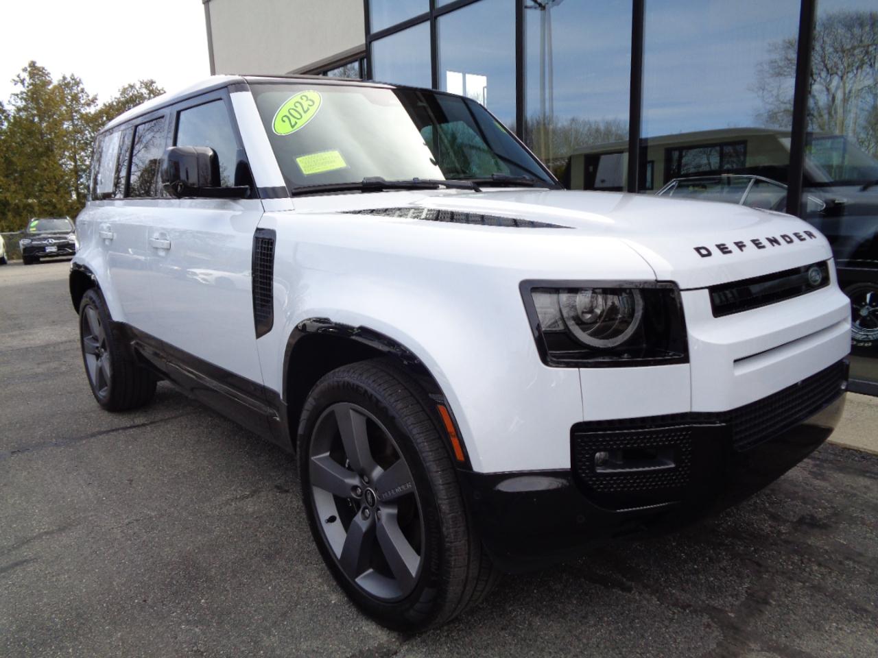 Land Rover Defender 110 AWD 2023