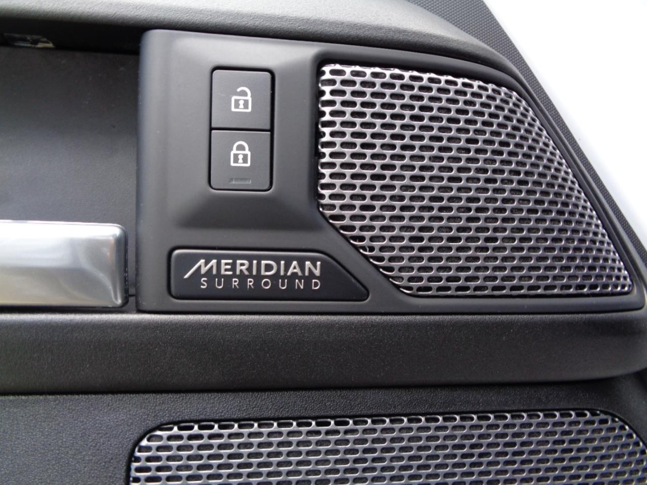 Land Rover Defender 110 AWD 2023