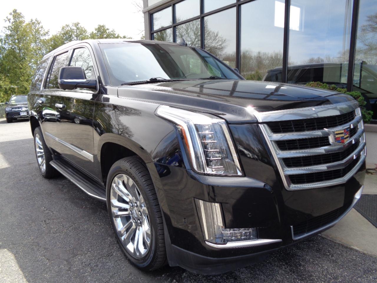 Cadillac Escalade 4WD 4dr Luxury 2018