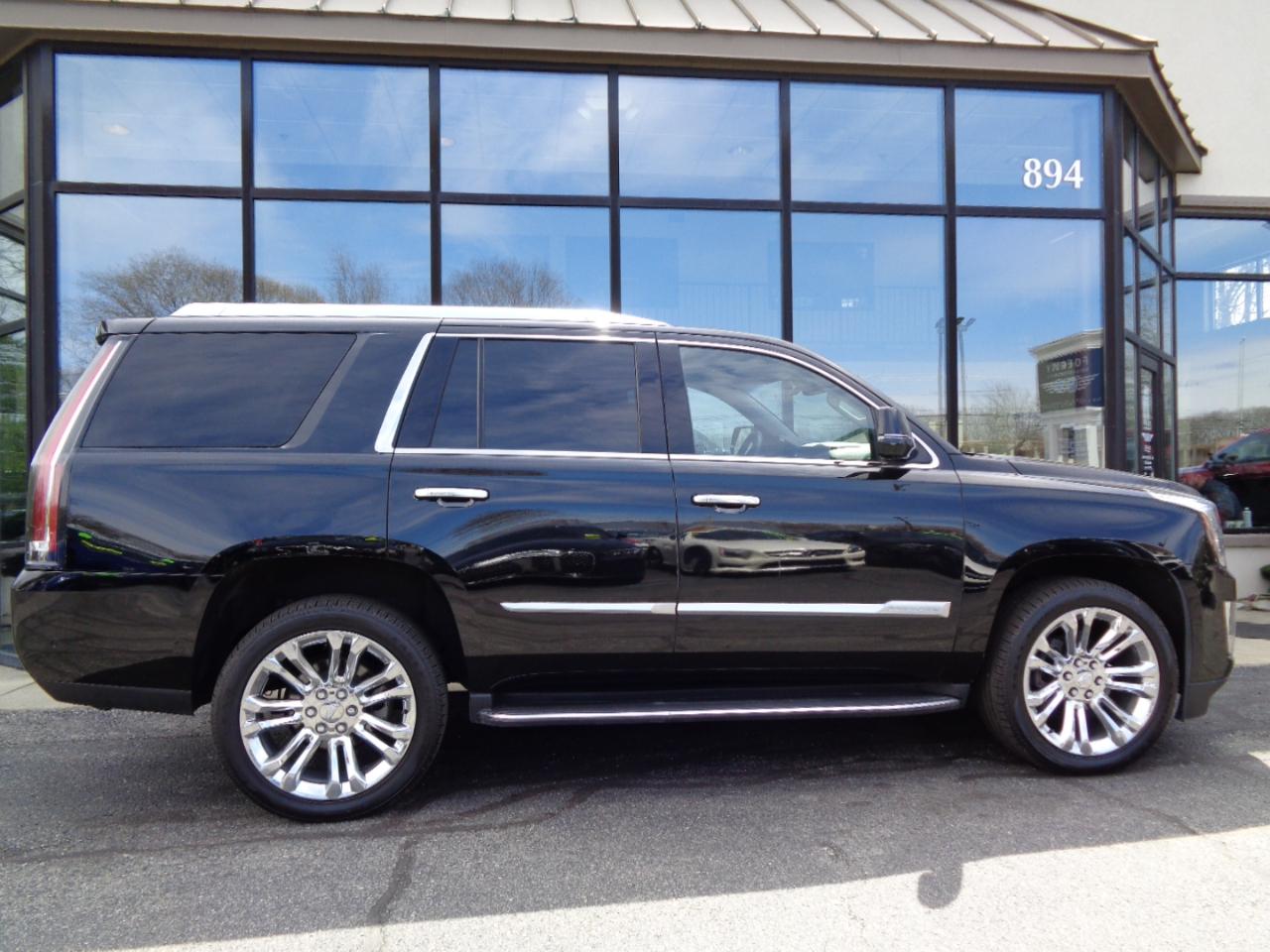 Cadillac Escalade 4WD 4dr Luxury 2018