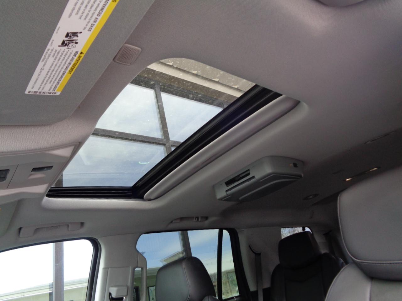 Cadillac Escalade 4WD 4dr Luxury 2018