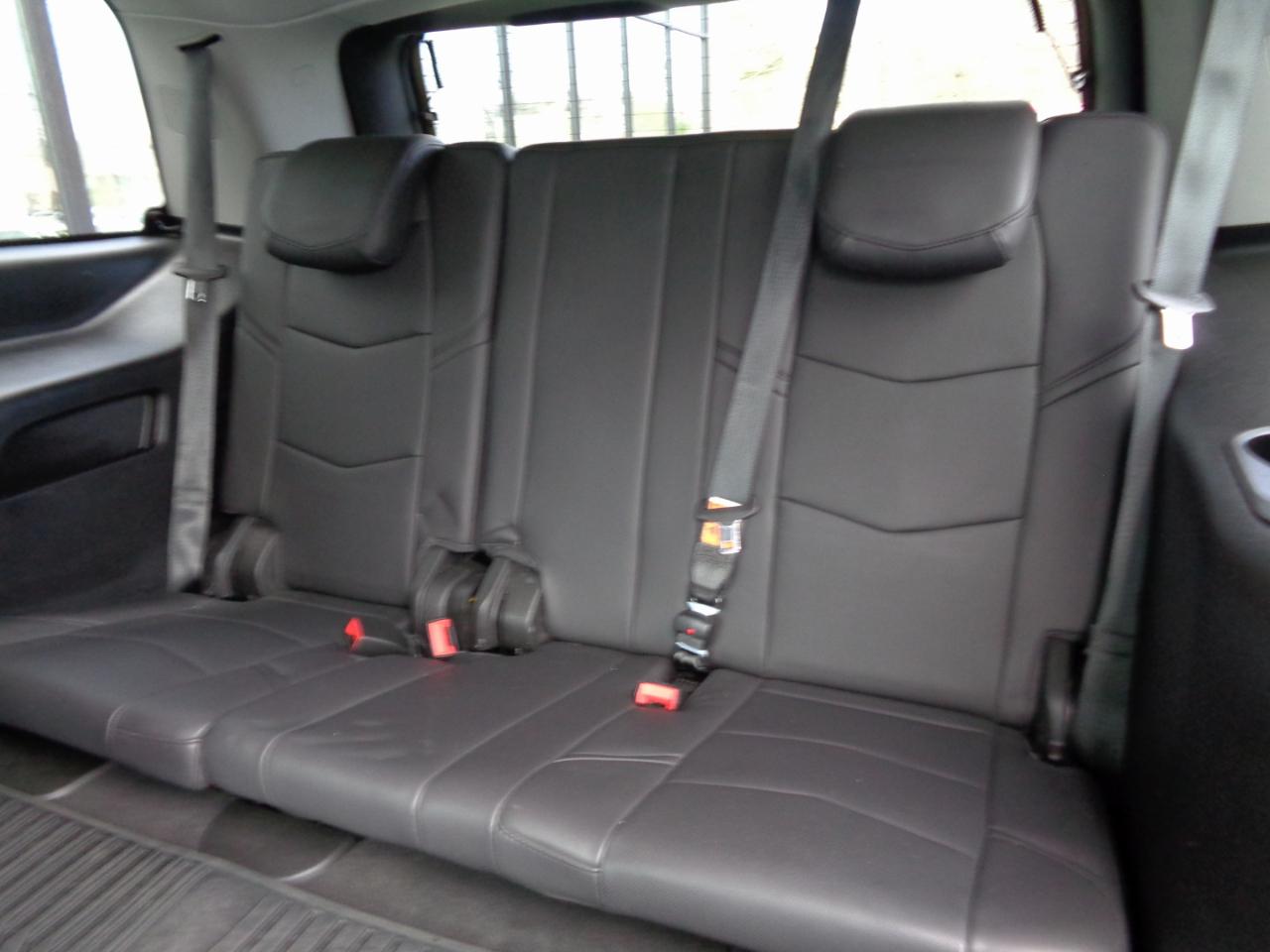 Cadillac Escalade 4WD 4dr Luxury 2018