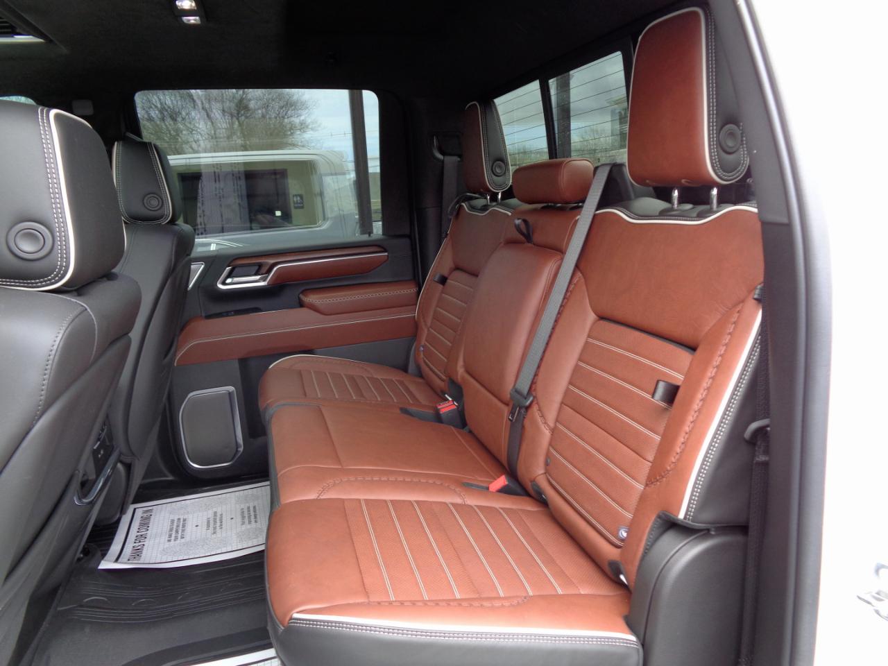 GMC Sierra 3500HD 4WD Crew Cab 172" Denali Ultimate 2025