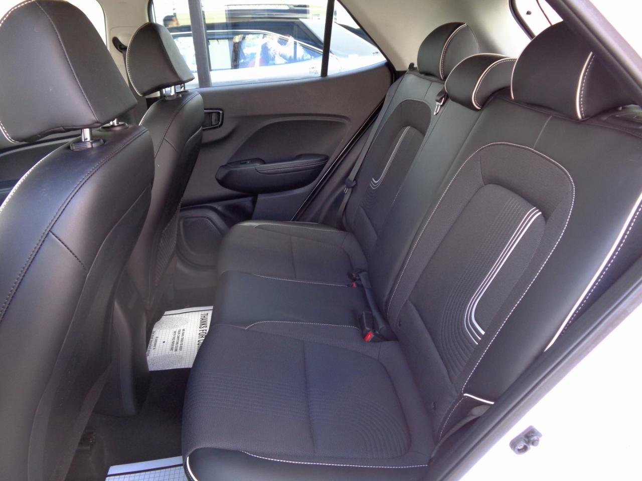 Hyundai Venue Limited IVT 2023