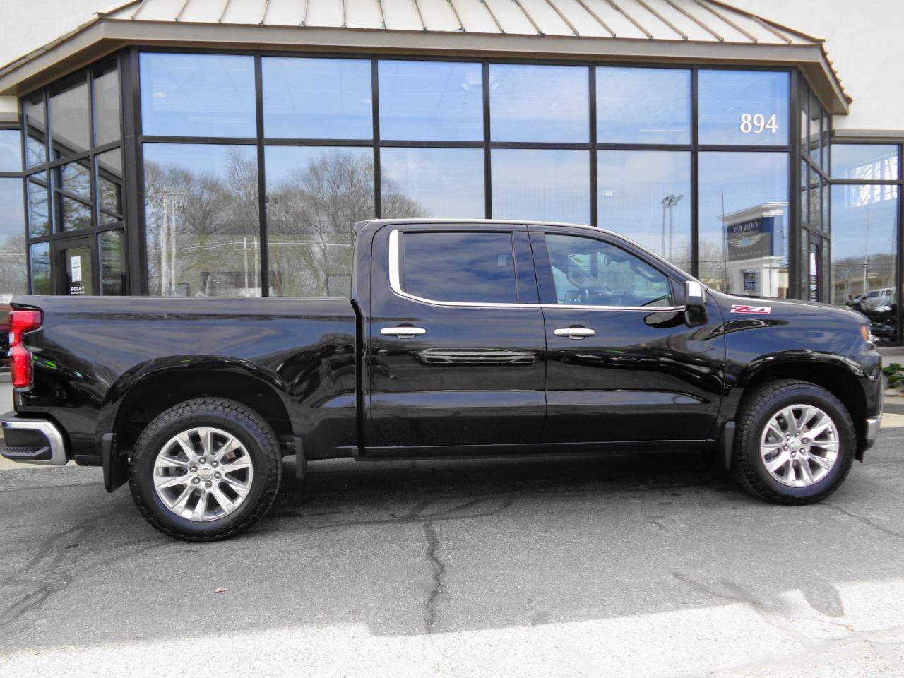 Chevrolet Silverado 1500 LTD 4WD Crew Cab 147" LTZ 2022