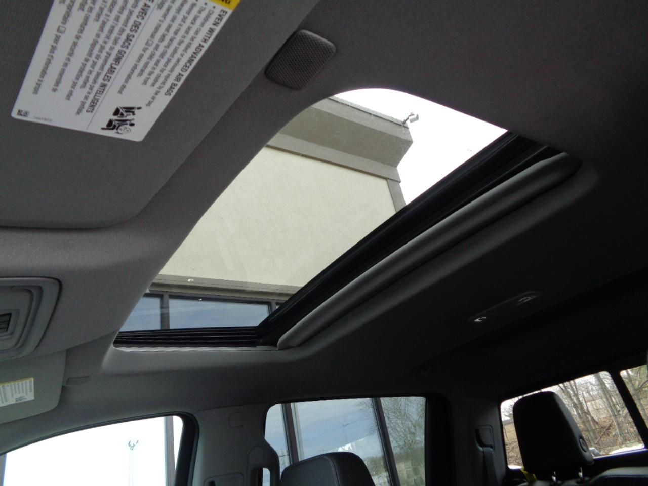 Chevrolet Silverado 1500 LTD 4WD Crew Cab 147" LTZ 2022