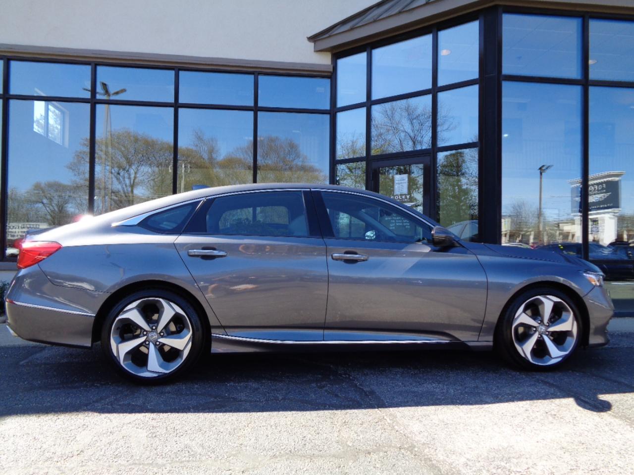 Honda Accord Sedan Touring 2.0T Auto 2018