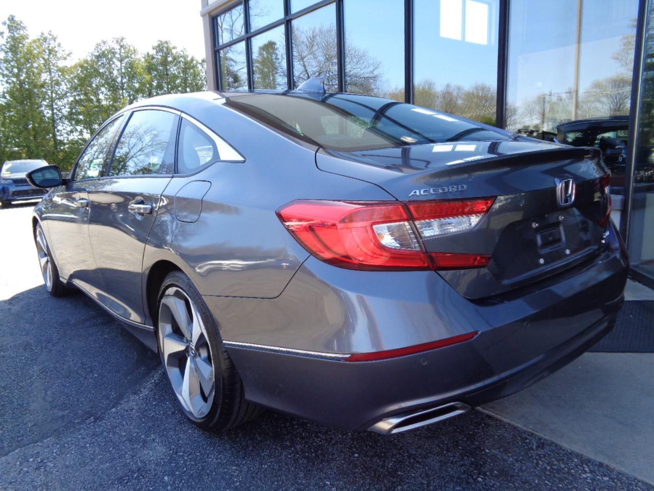 Honda Accord Sedan Touring 2.0T Auto 2018