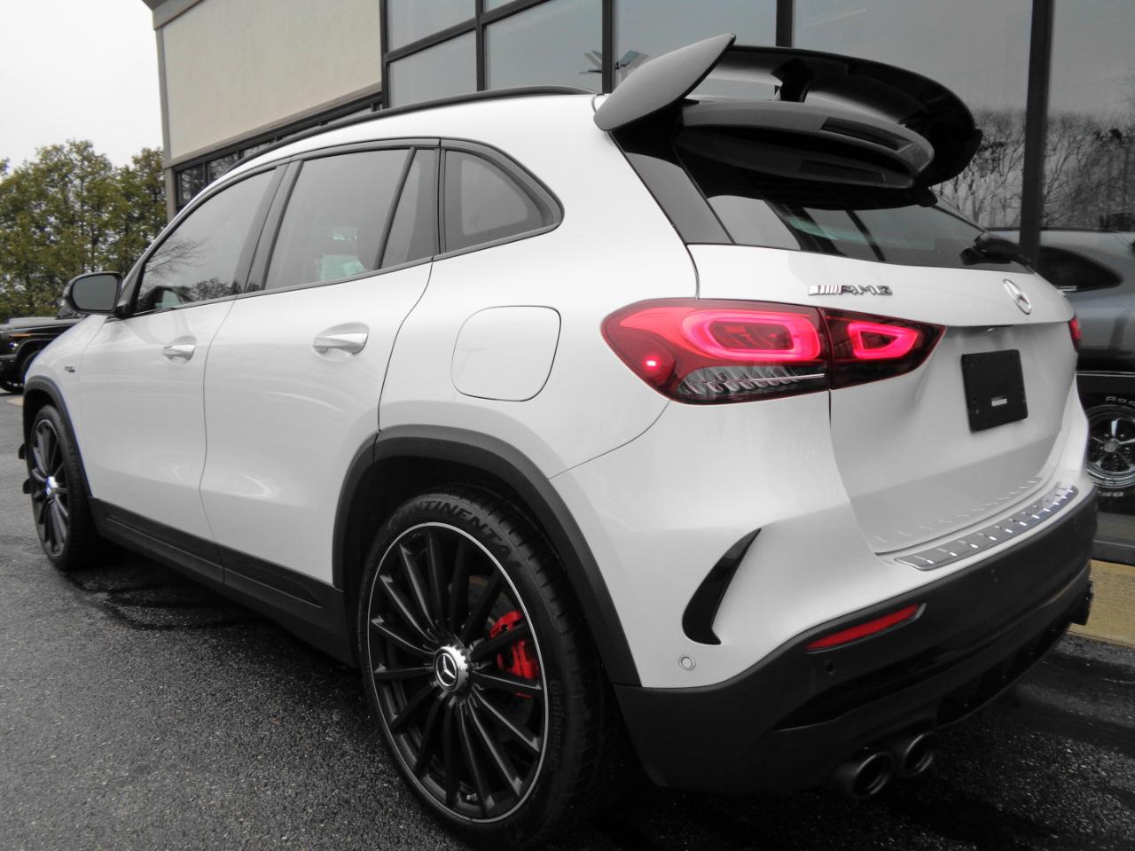 Mercedes-Benz GLA AMG GLA 45 4MATIC SUV 2022