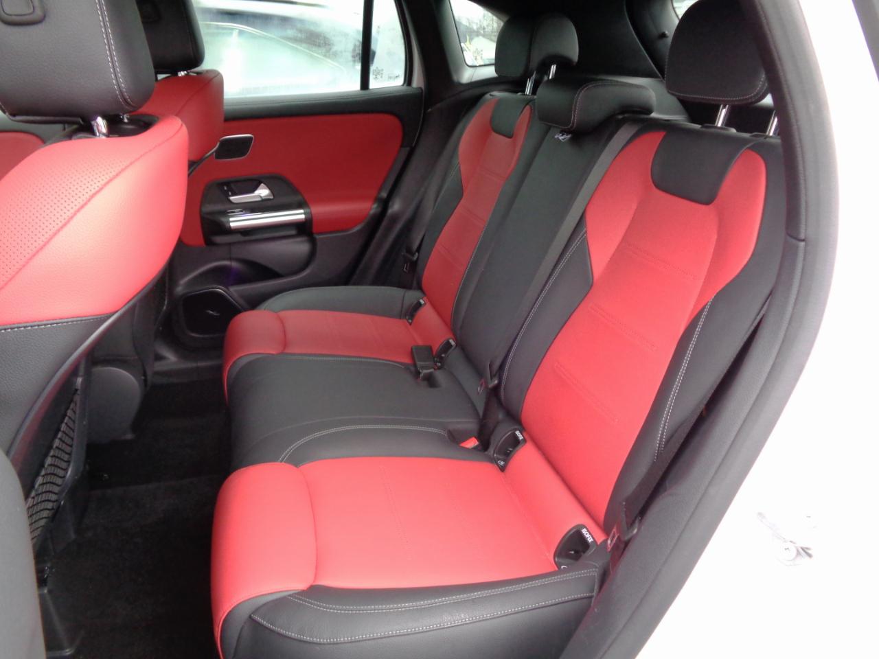 Mercedes-Benz GLA AMG GLA 45 4MATIC SUV 2022