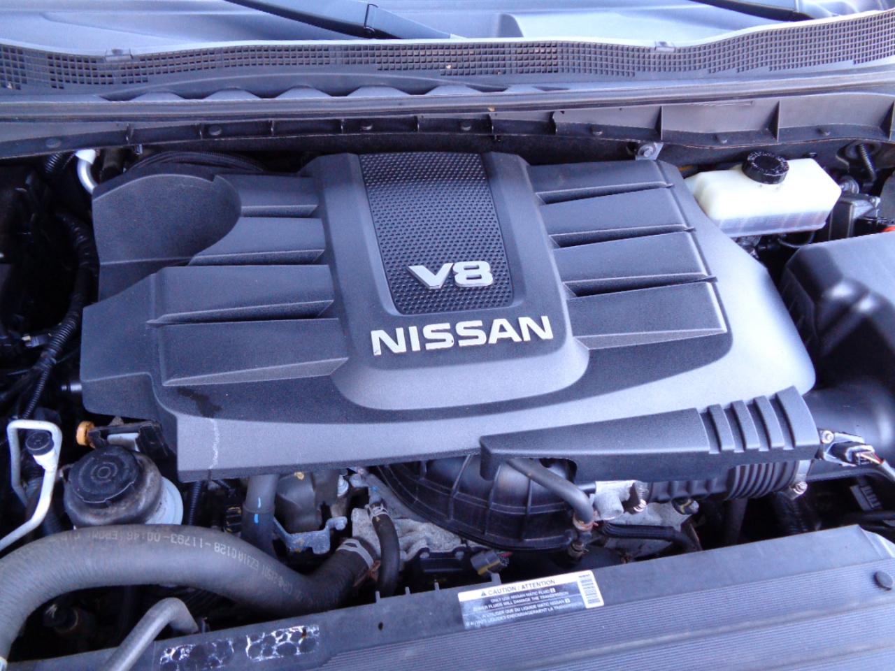 Nissan Titan 4x4 Crew Cab SL 2018