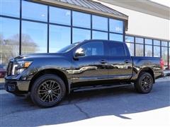 2018 Nissan Titan 