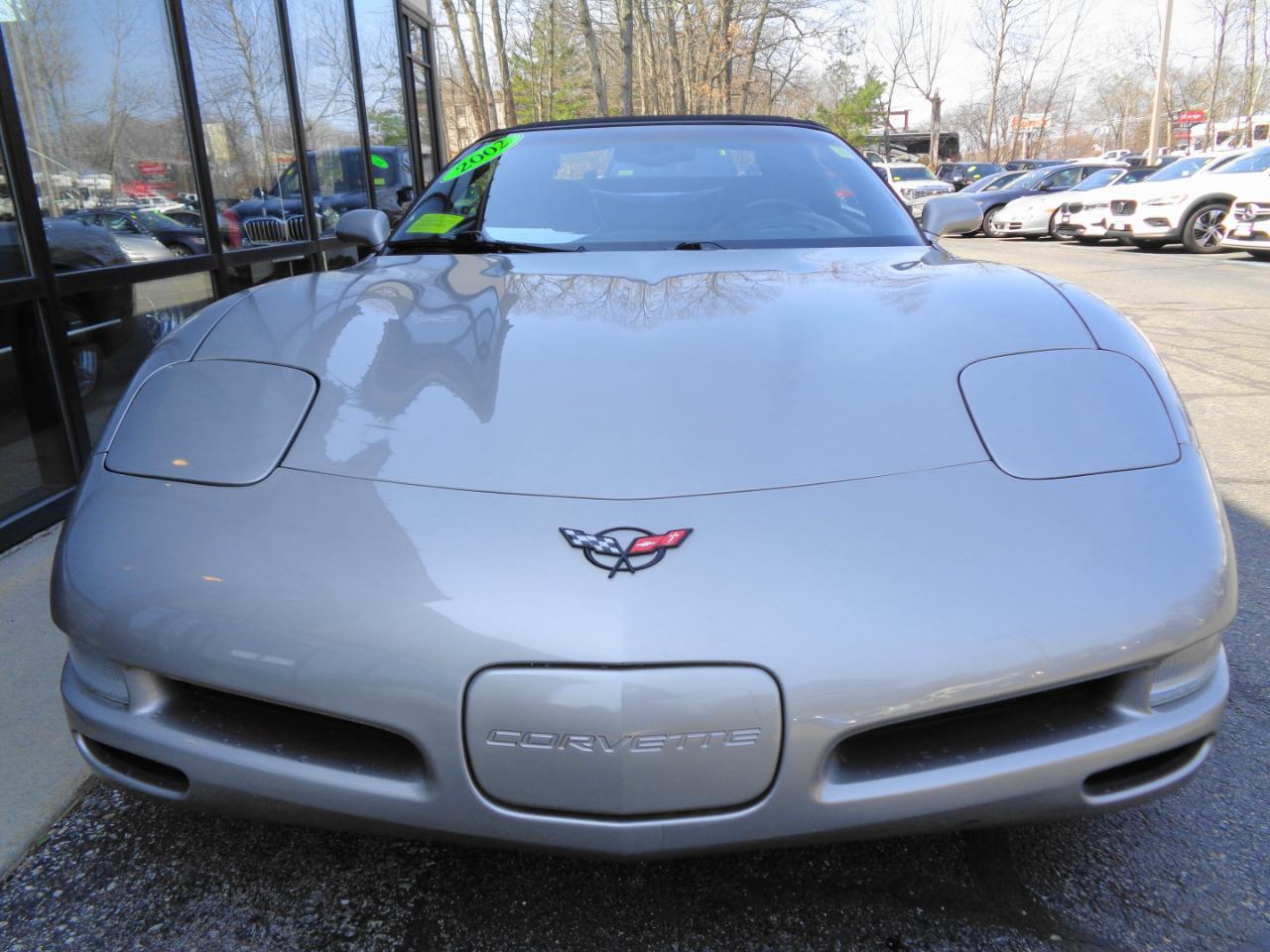 Chevrolet Corvette 2dr Convertible 2002