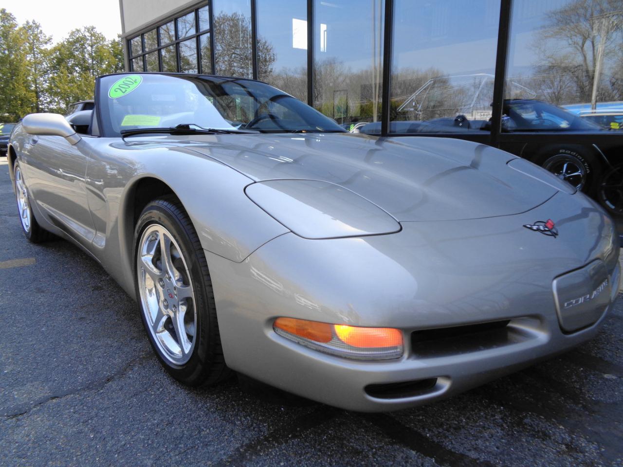 Chevrolet Corvette 2dr Convertible 2002
