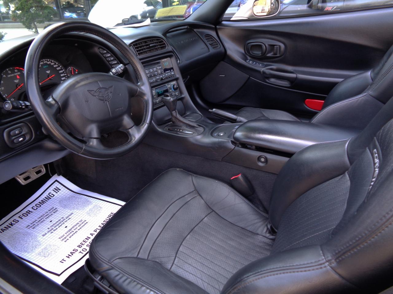 Chevrolet Corvette 2dr Convertible 2002