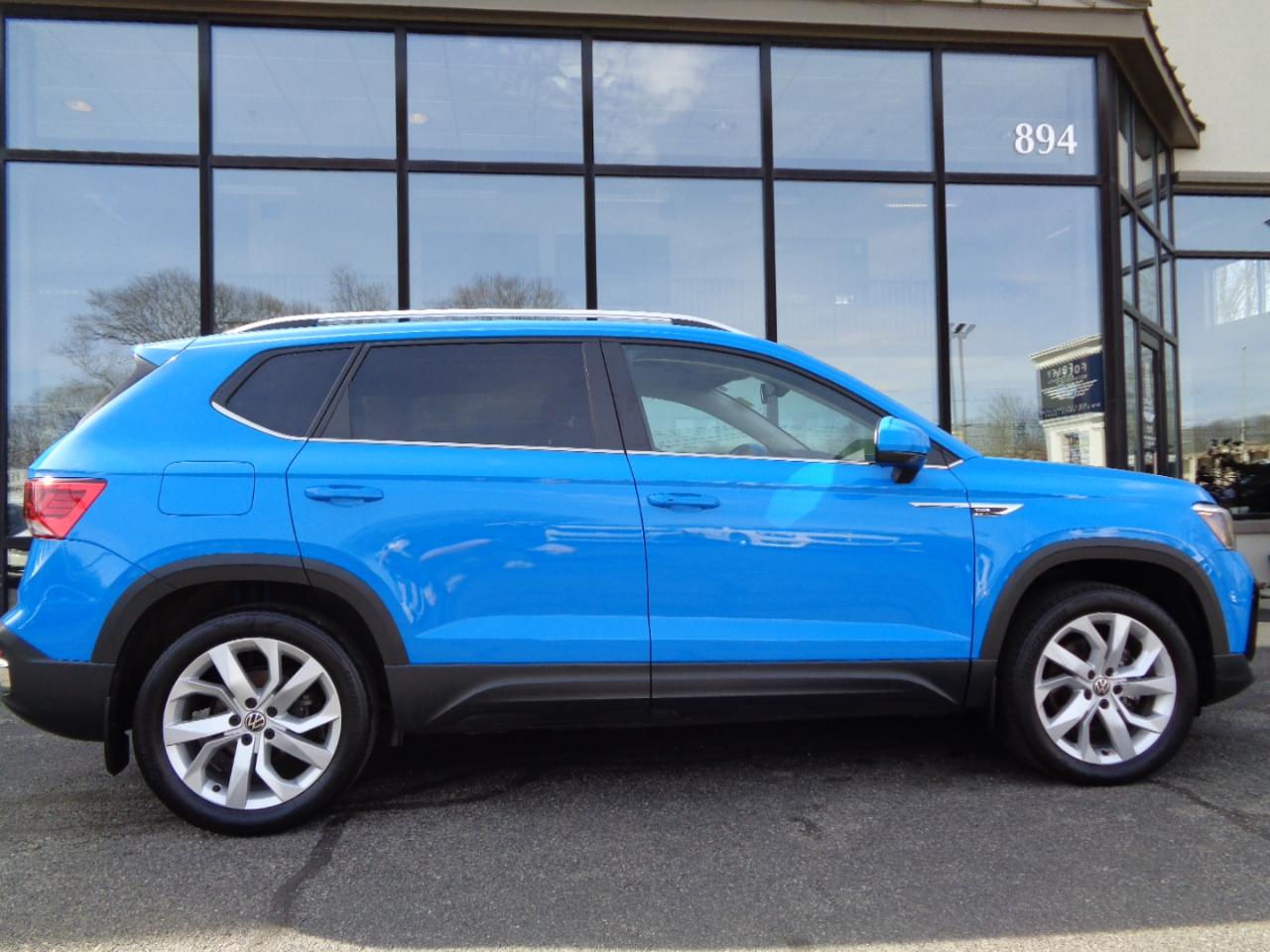 Volkswagen Taos SE FWD 2022