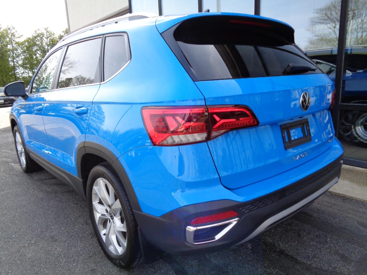 Volkswagen Taos SE FWD 2022