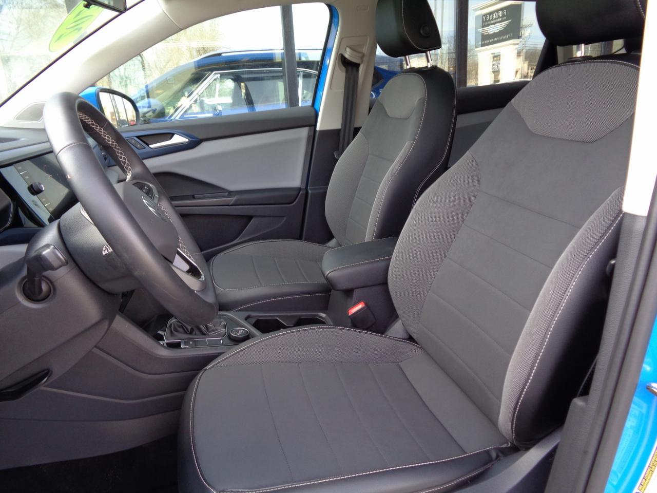 Volkswagen Taos SE FWD 2022