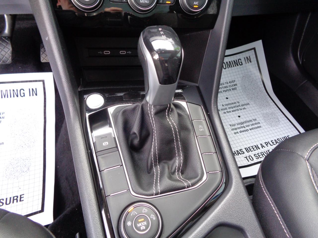 Volkswagen Taos SE FWD 2022