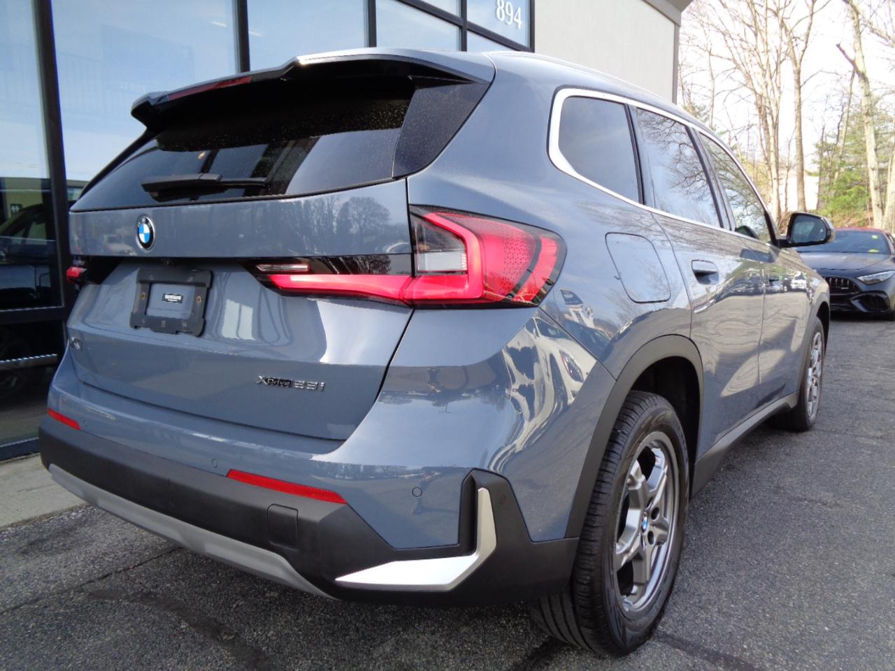 BMW X1 xDrive28i Sports Activity Vehicle 2023