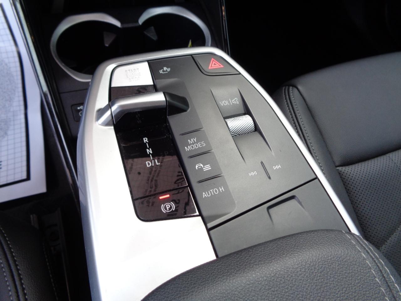 BMW X1 xDrive28i Sports Activity Vehicle 2023