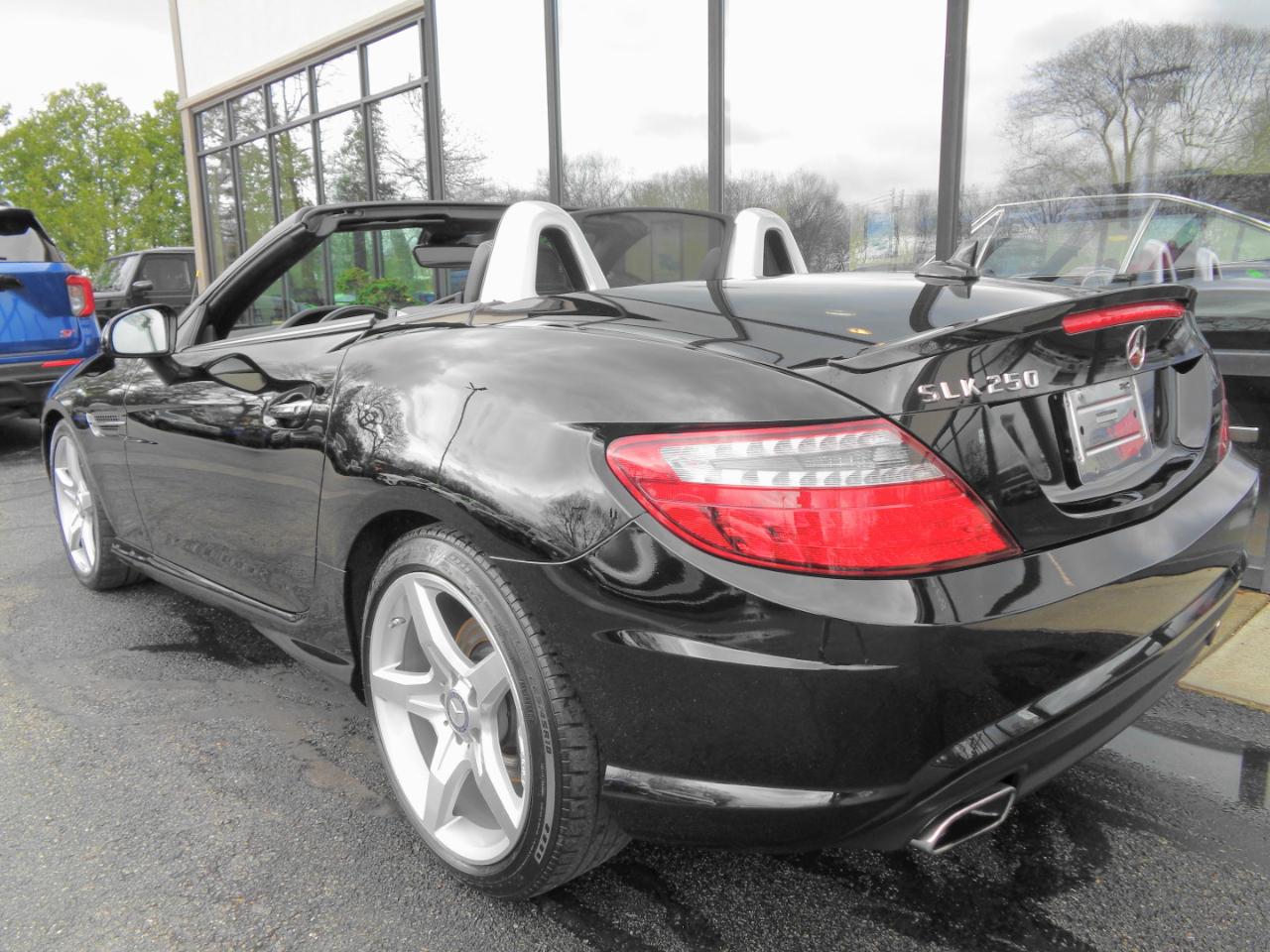 Mercedes-Benz SLK-Class 2dr Roadster SLK 250 2013
