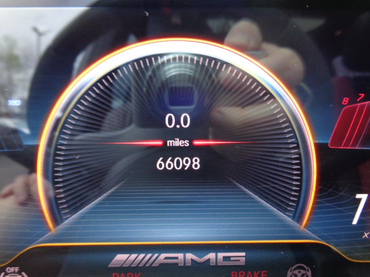 Mercedes-Benz GLB AMG GLB 35 4MATIC SUV 2022