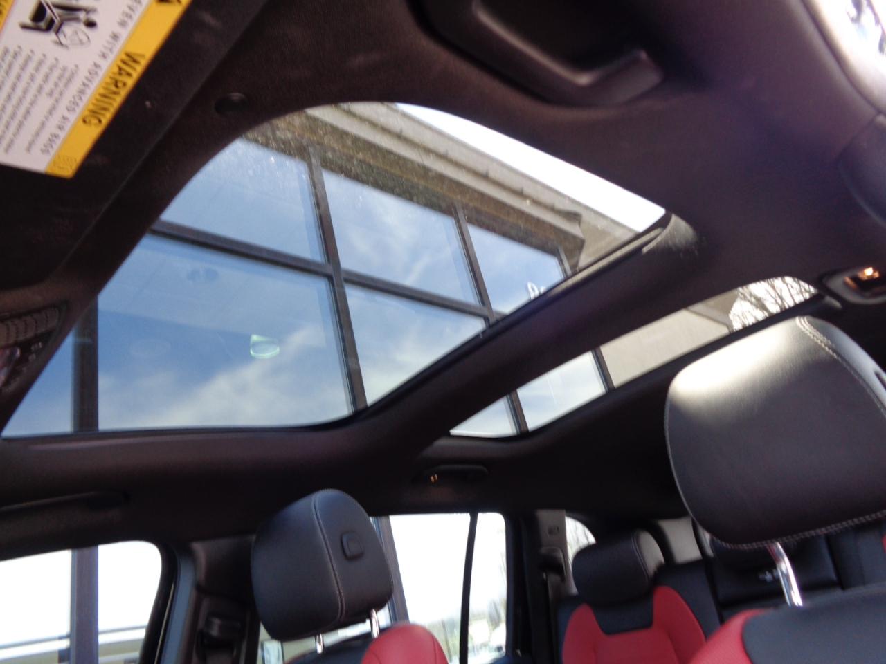 Mercedes-Benz GLB AMG GLB 35 4MATIC SUV 2022