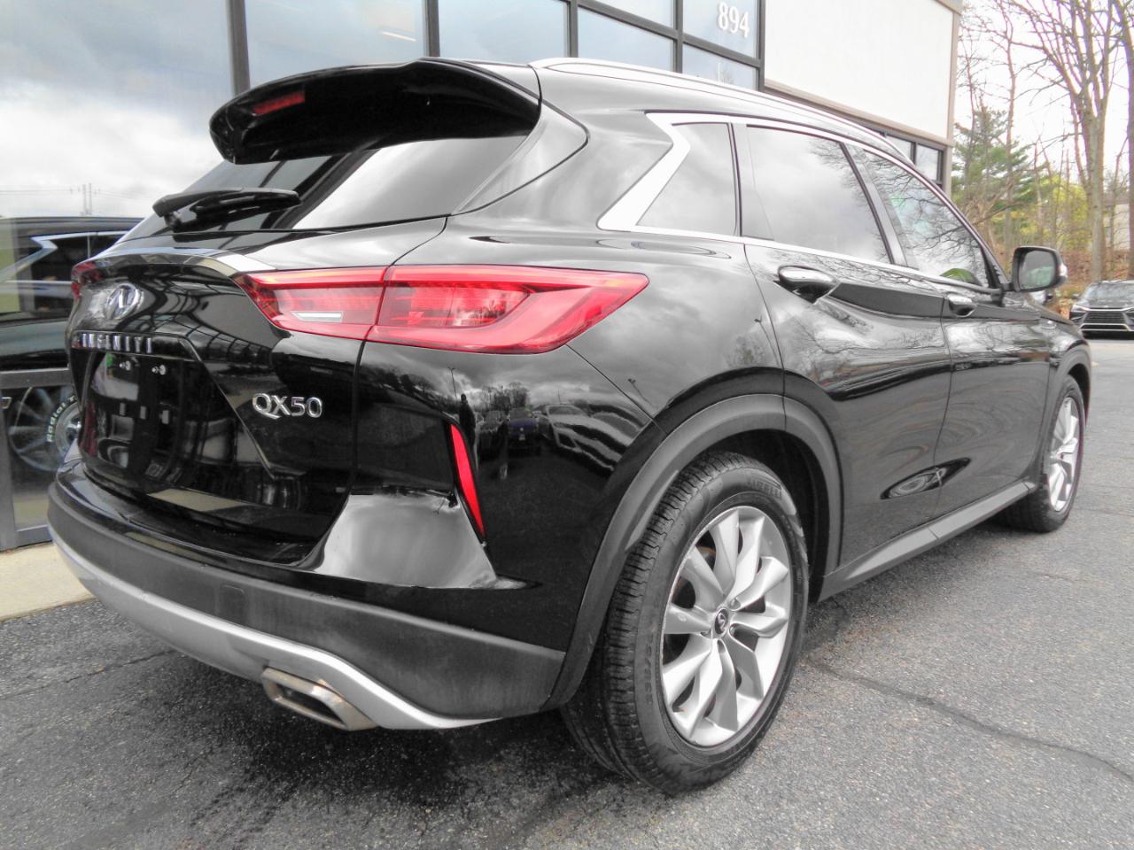 Infiniti QX50 LUXE AWD 2019