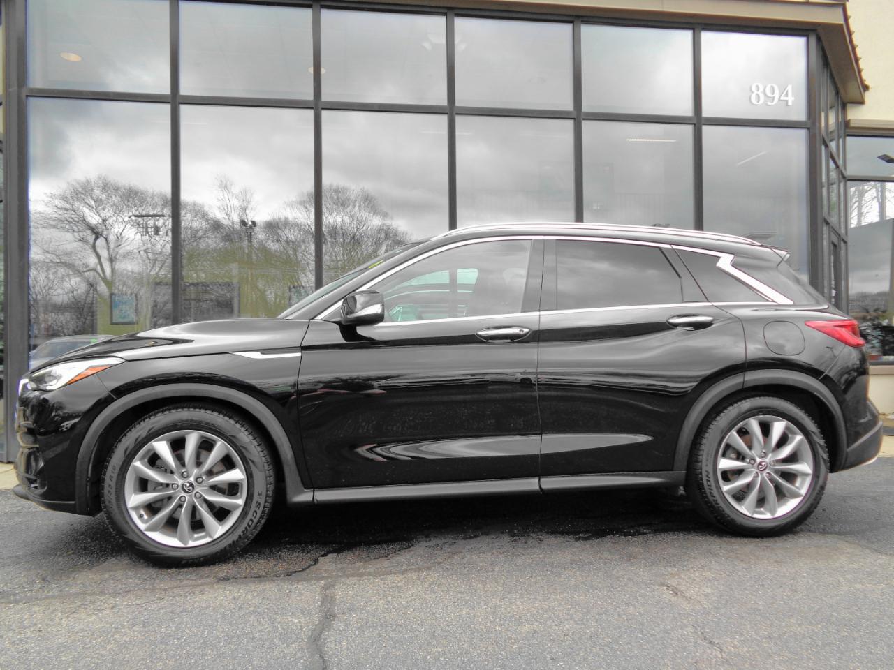 Infiniti QX50 LUXE AWD 2019