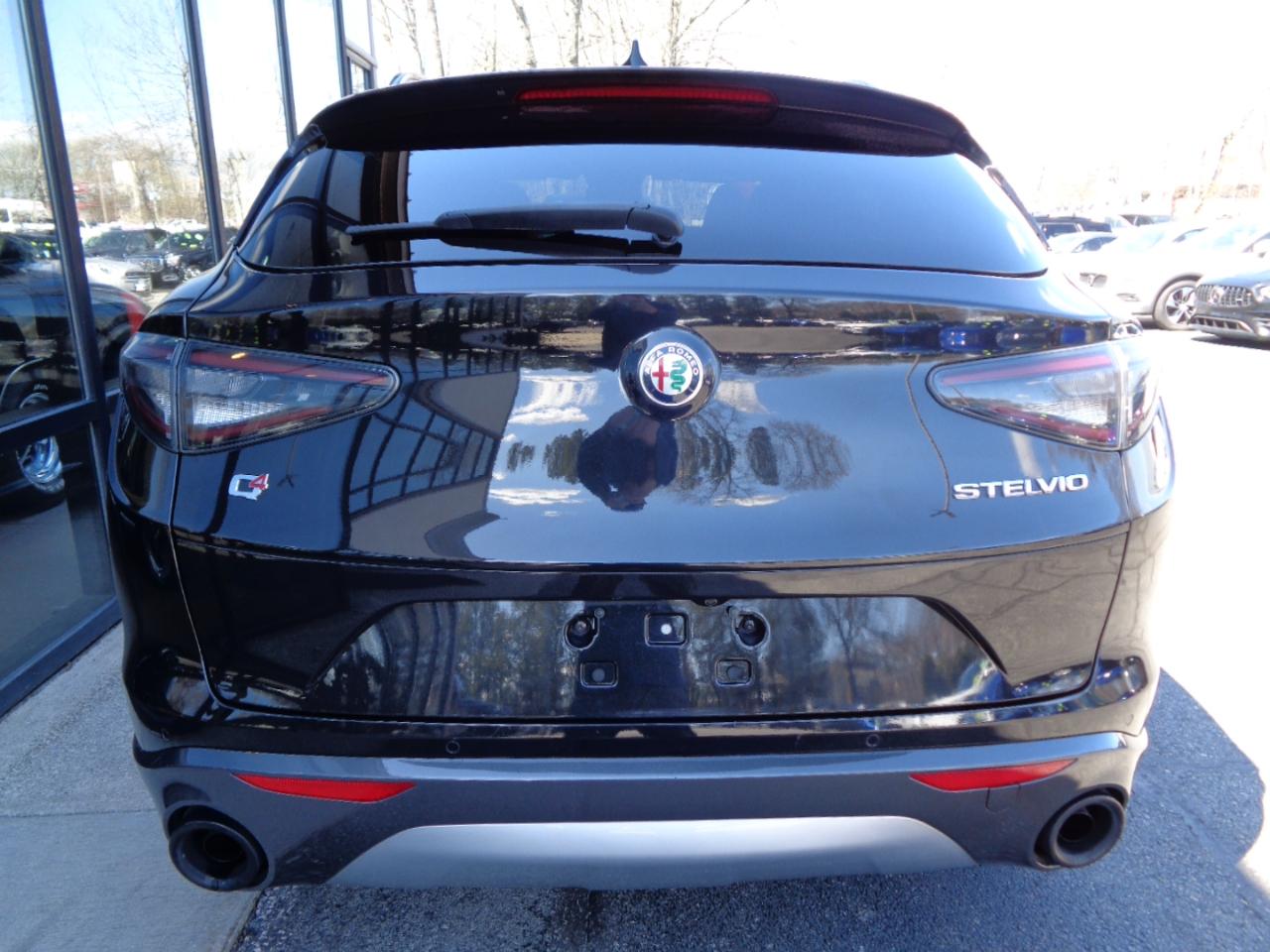 Alfa Romeo Stelvio Ti AWD 2024