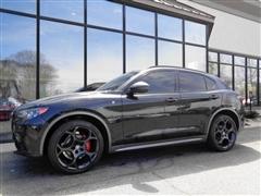 2024 Alfa Romeo Stelvio 