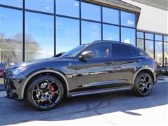 2024 Alfa Romeo Stelvio 