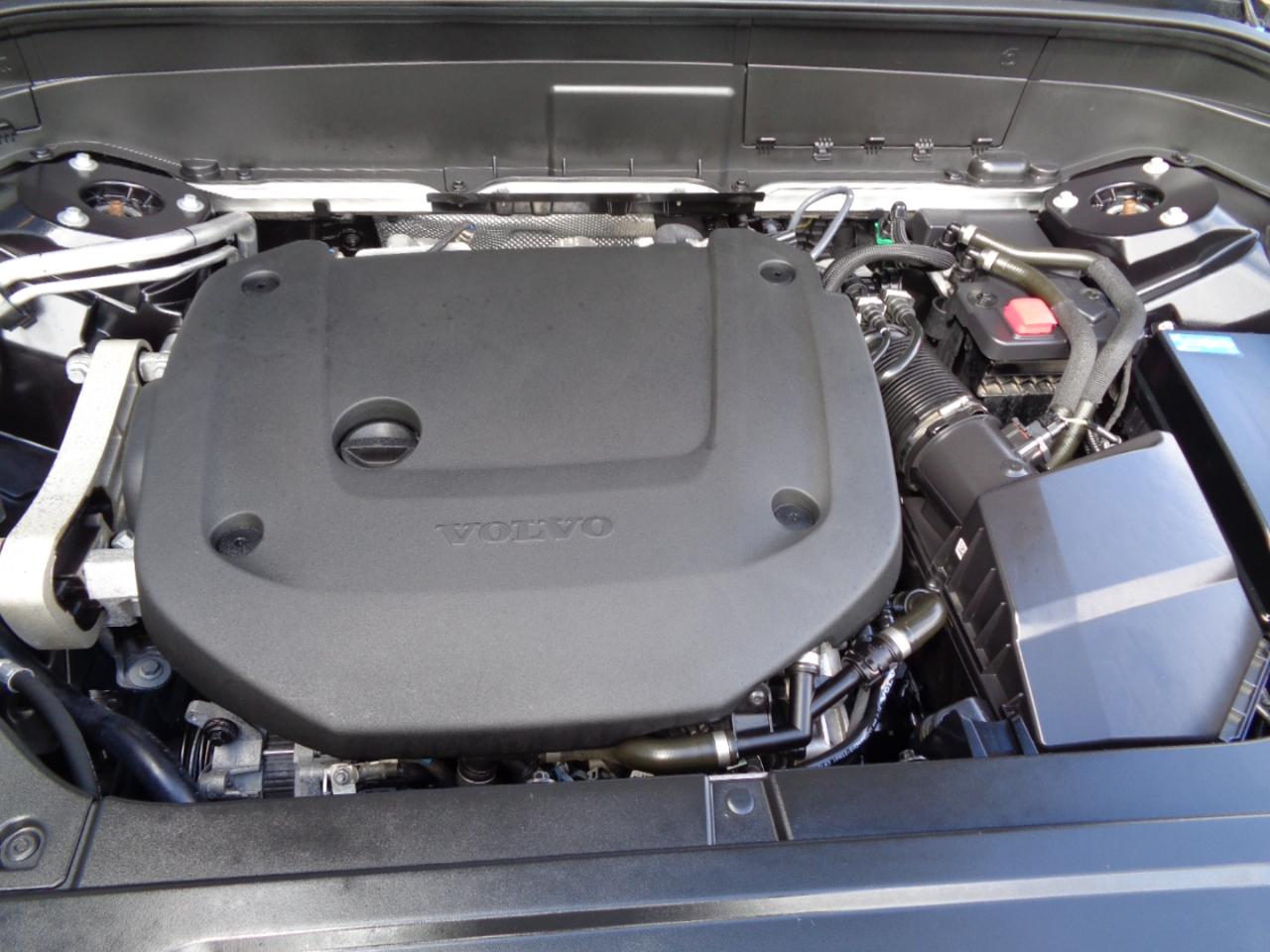 Volvo XC90 B6 AWD Plus 7P 2023