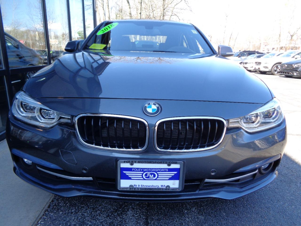 BMW 3 Series 330i xDrive Sedan 2018