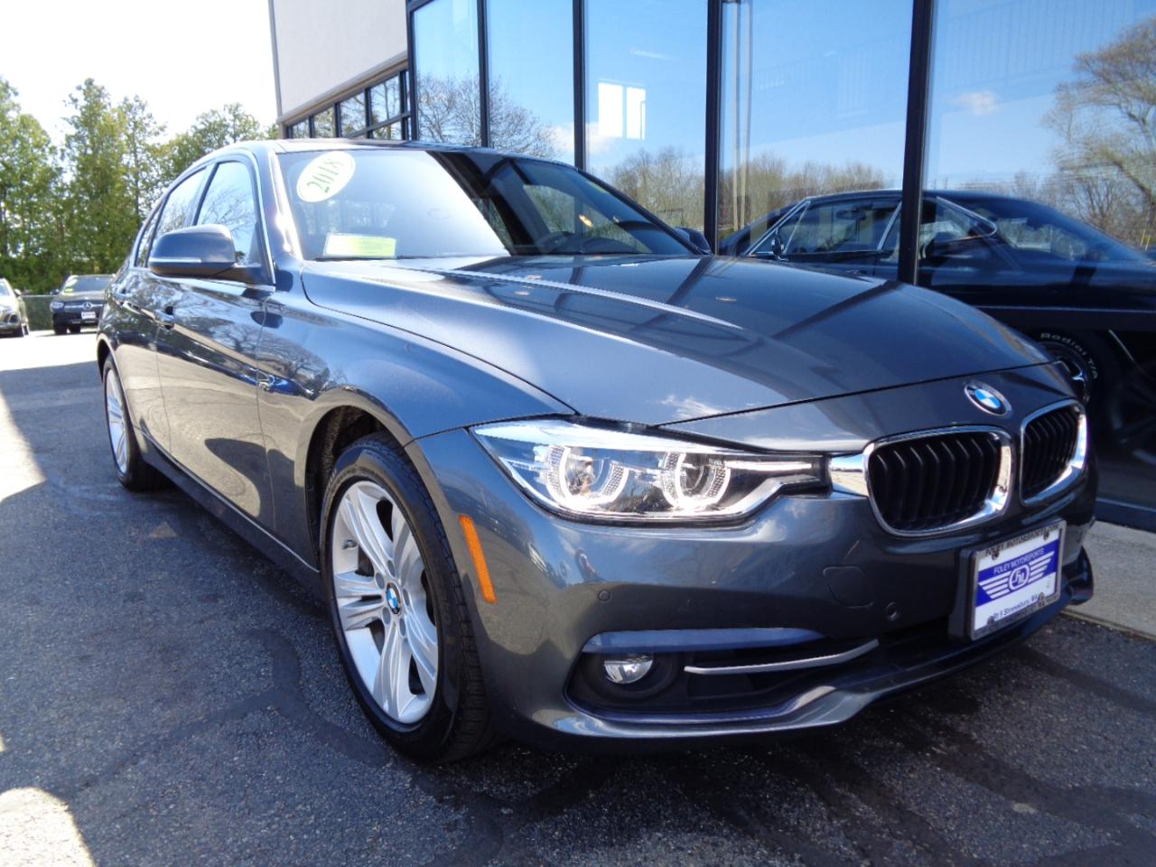 BMW 3 Series 330i xDrive Sedan 2018